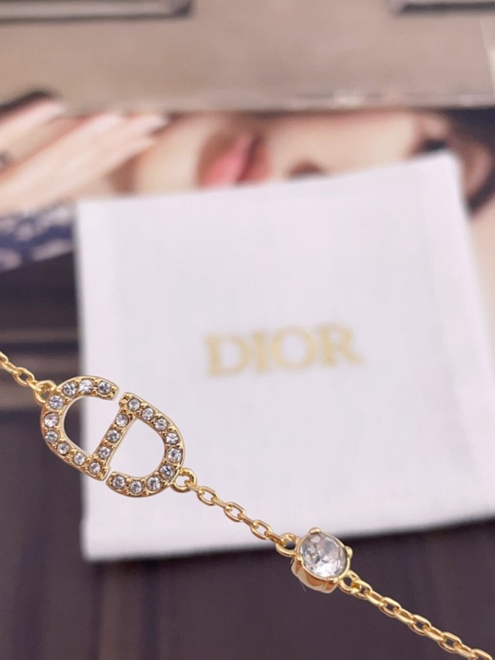D ior Petit CD Gold Crystal CD Logo Pendant Necklace 100% Authentic - Picture 7 of 8